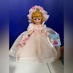 VTG Alexander Cissette Portrettes 10” Flower Girl #1122 Year 1988-90 MIB Box Tag